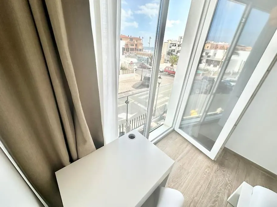 El Queque Sea View 2 Bedroom 2Desks And Balcony Κοραλέχο Διαμέρισμα